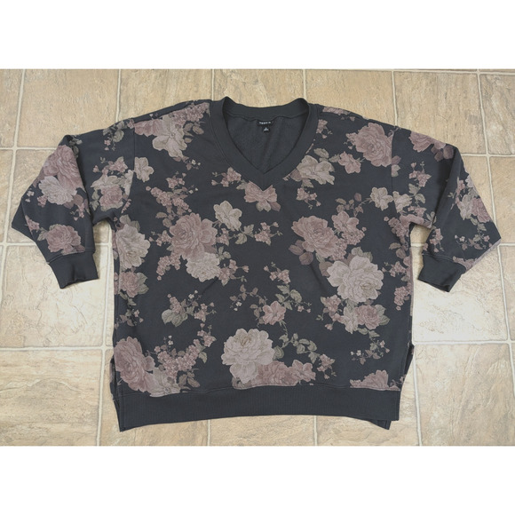 torrid Tops - Torrid sz 3 or 3X Fleece Sweatshirt floral print long sleeves v-neck 4570